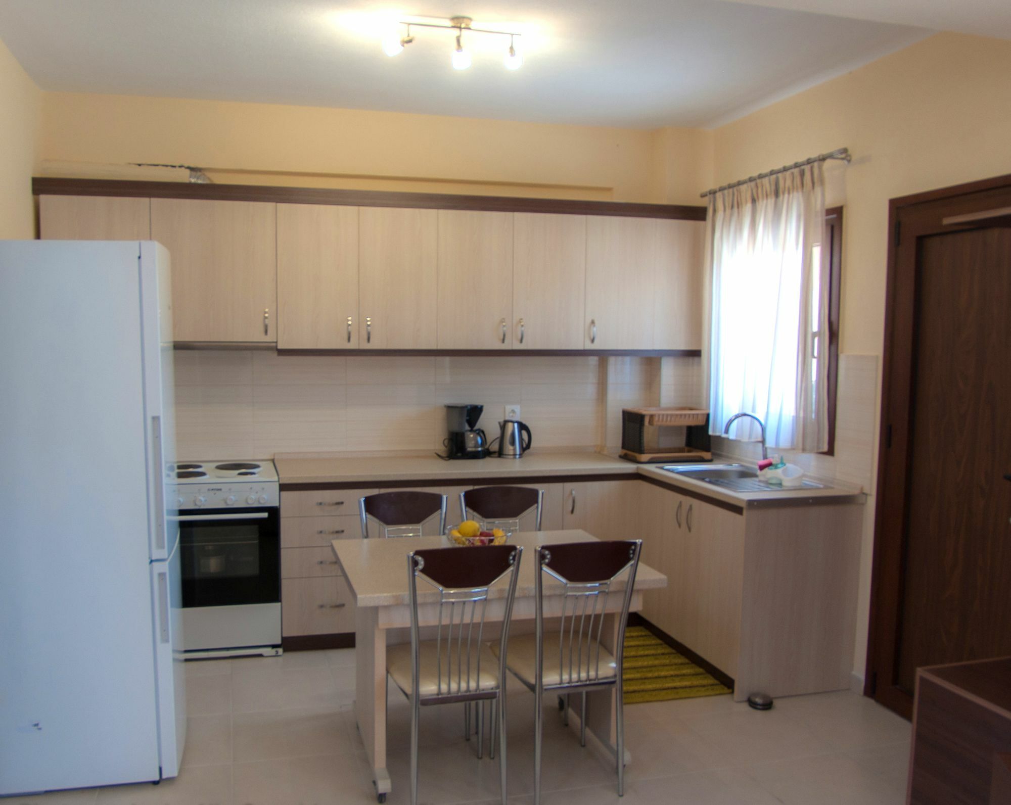 Ianthi Maisonettes Nea Roda Luaran gambar